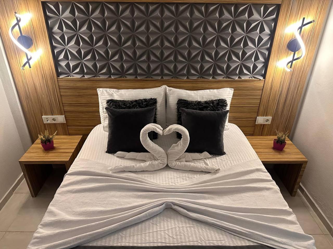 Royal Ezel Hotel Antalya Bagian luar foto
