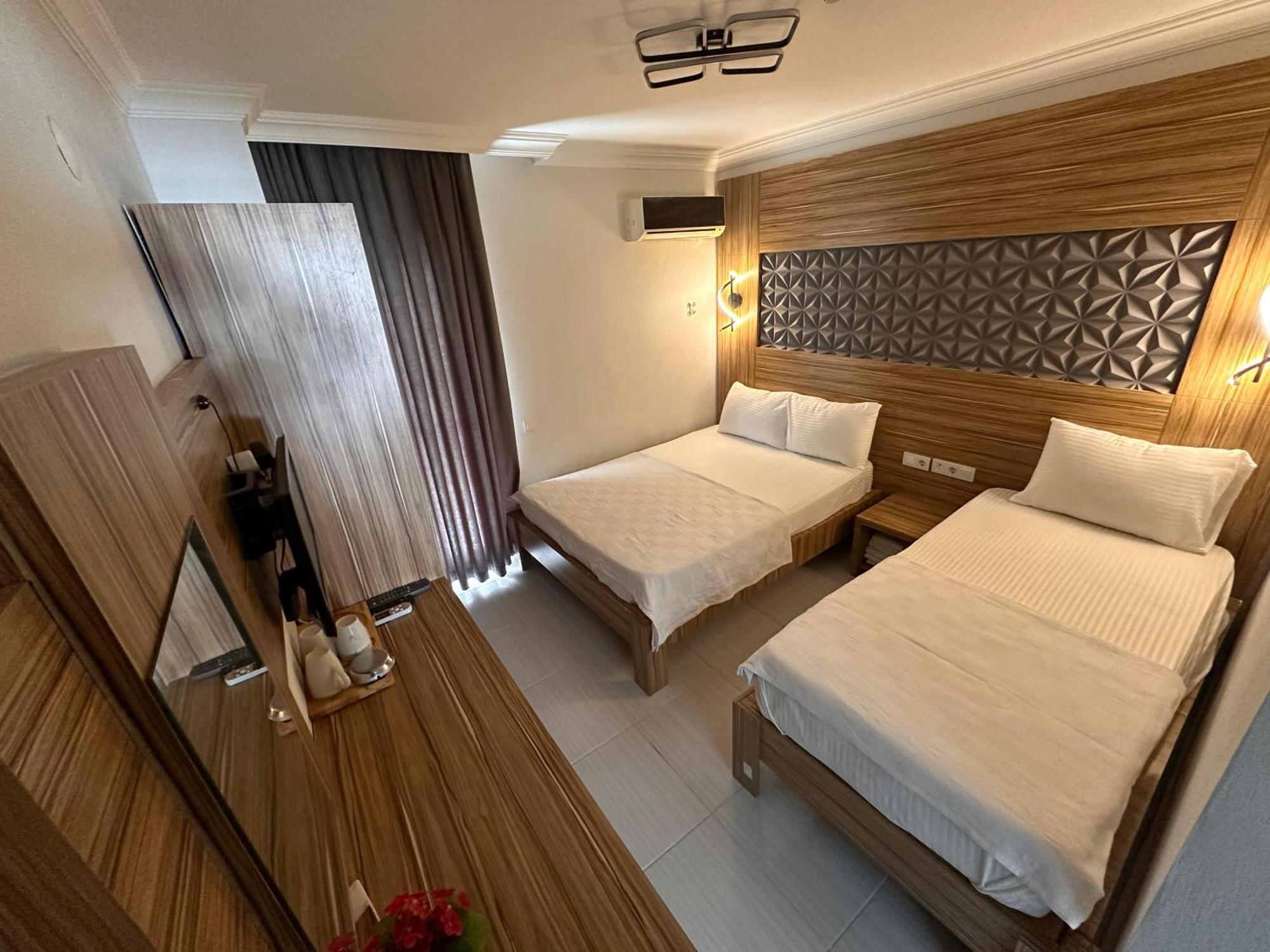 Royal Ezel Hotel Antalya Bagian luar foto