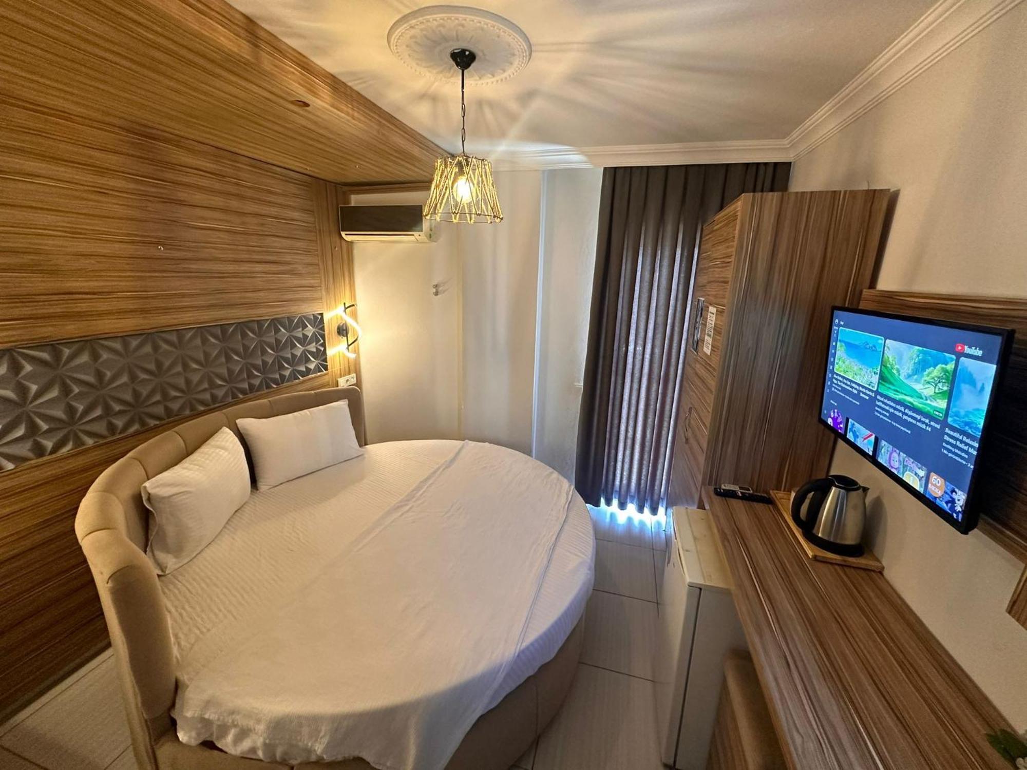 Royal Ezel Hotel Antalya Bagian luar foto
