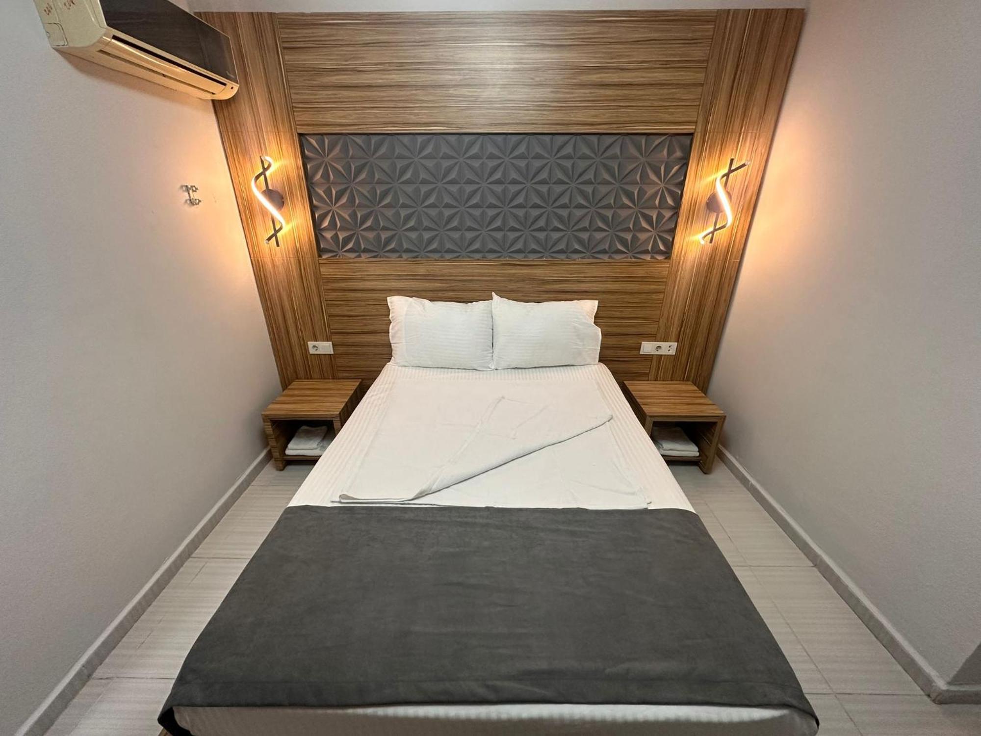 Royal Ezel Hotel Antalya Bagian luar foto
