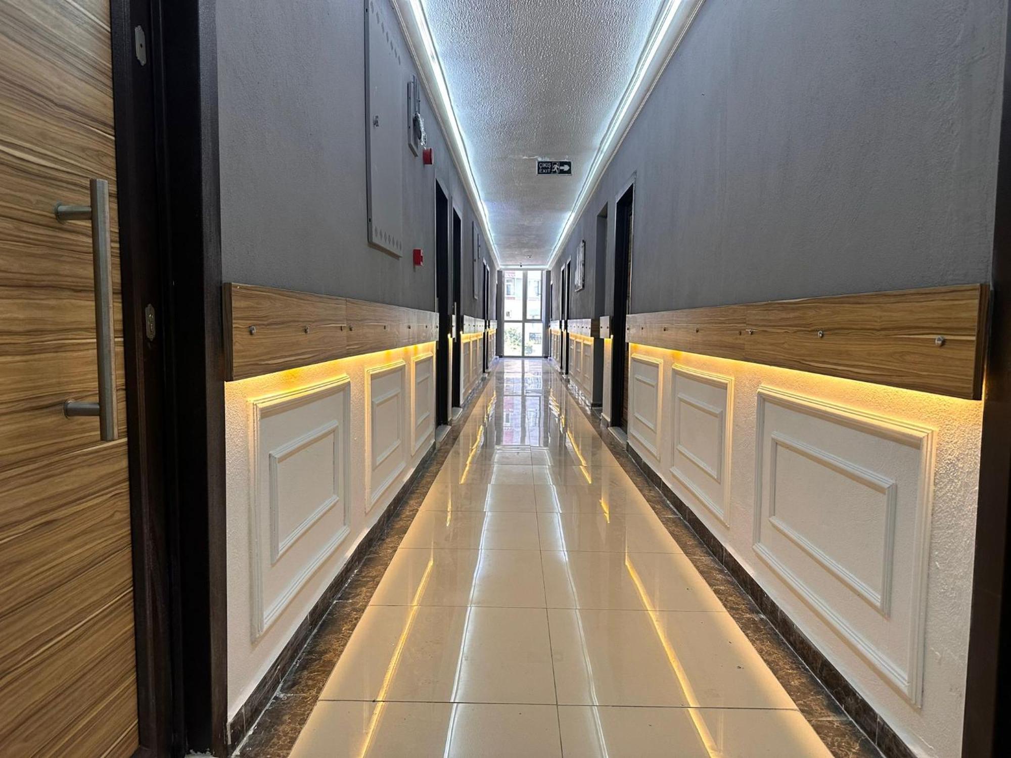 Royal Ezel Hotel Antalya Bagian luar foto