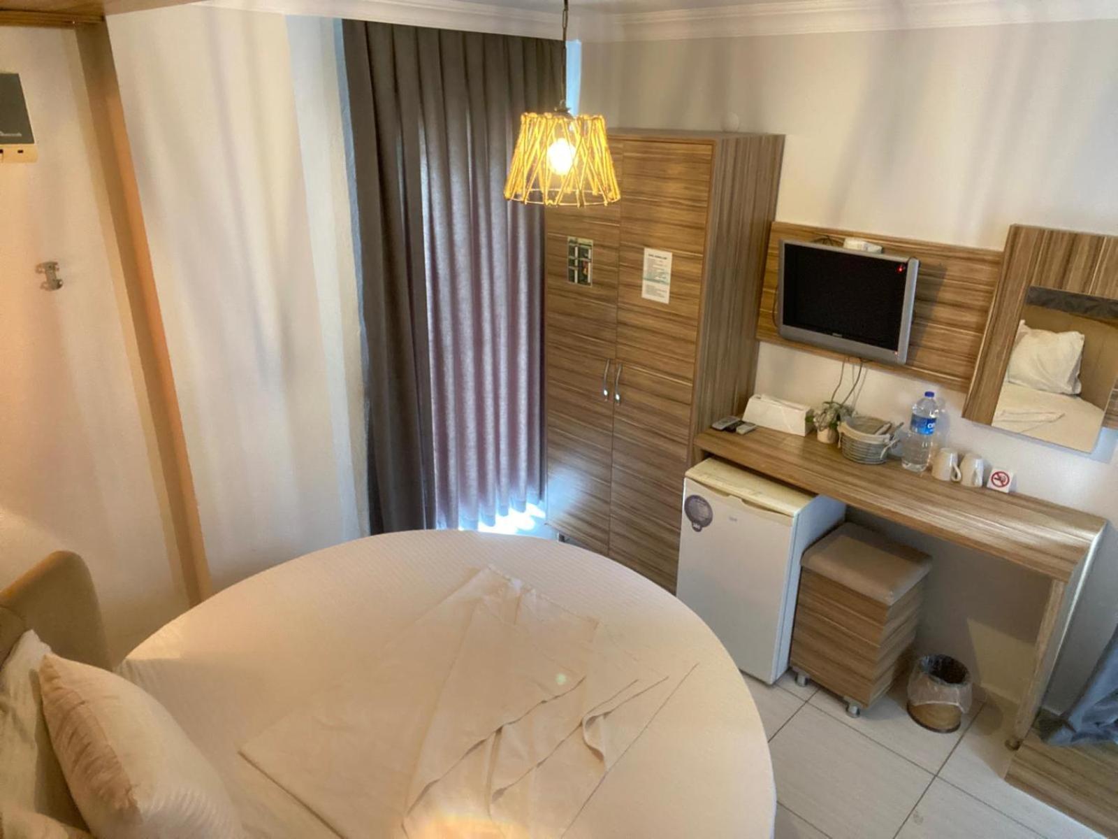 Royal Ezel Hotel Antalya Bagian luar foto
